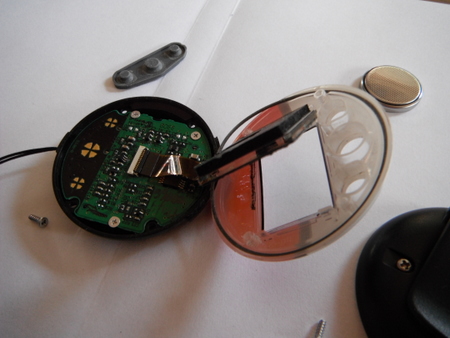 8水のたまっている液晶部分の開放