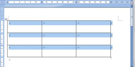 均等にそろえられた思い通りの大きさの表が作れます 均等にそろえられた思い通りの大きさの表が作れます